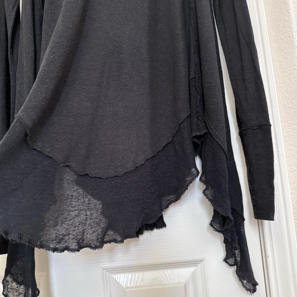 Free People black long sleeve tunic top with raw edges size small - Picture 8 of 15